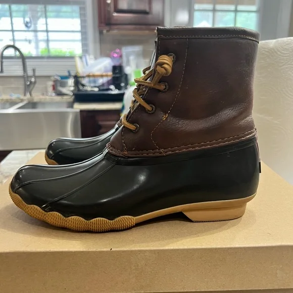 Sperry Saltwater Duck Boots - Picture 3 of 7